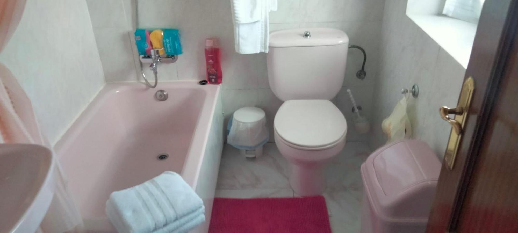 Apartamentos Turisticos El Ponton Arnuero Buitenkant foto