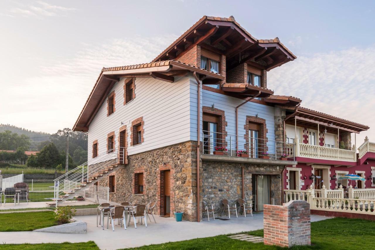 Apartamentos Turisticos El Ponton Arnuero Buitenkant foto