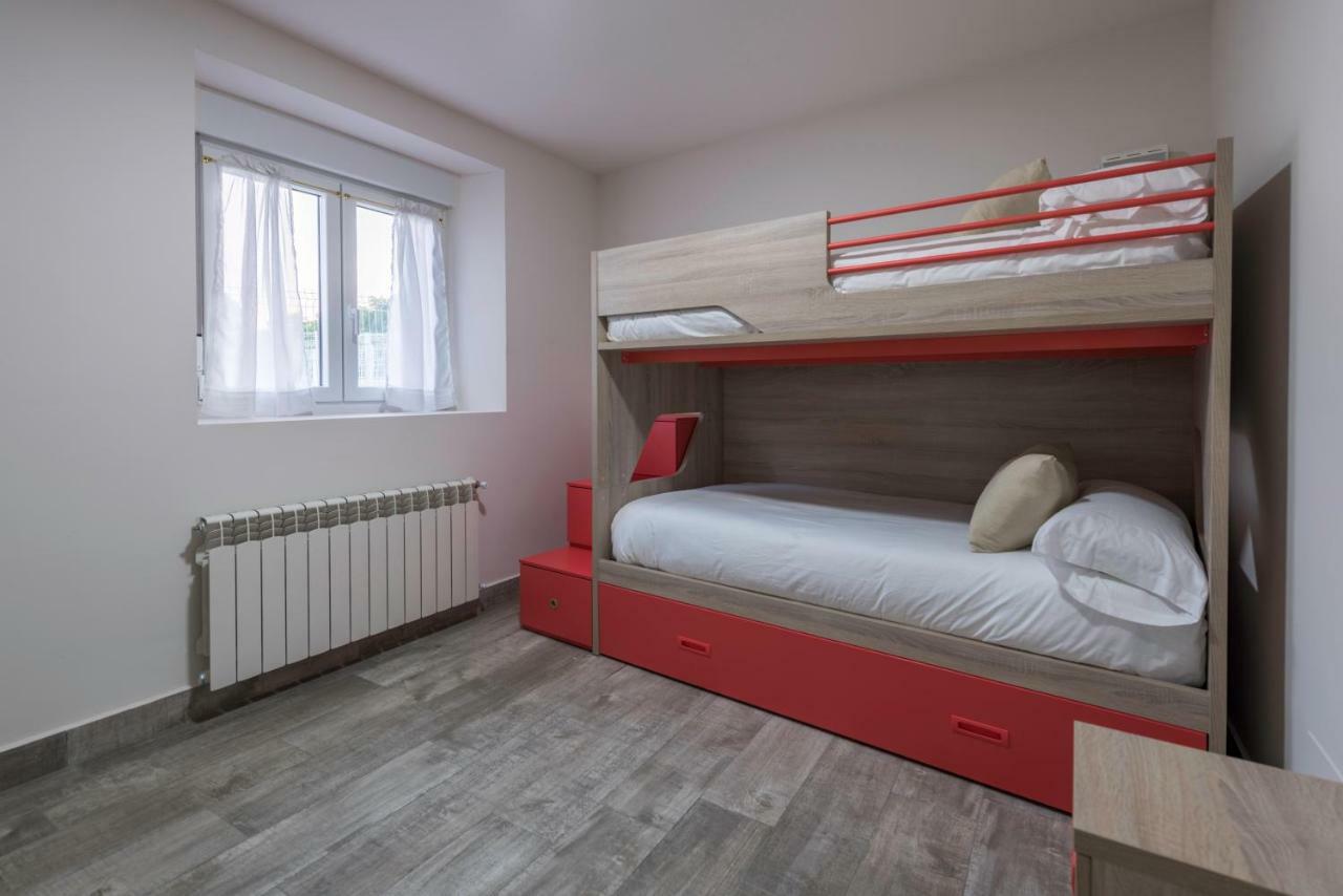 Apartamentos Turisticos El Ponton Arnuero Buitenkant foto